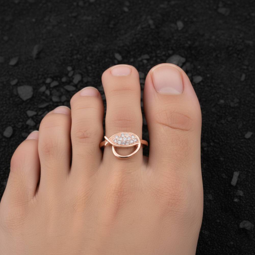 LeZilver Minimalist 92.5 Silver Toe Rings for Women � Everyday Comfort Fit ( 4.5 gms )