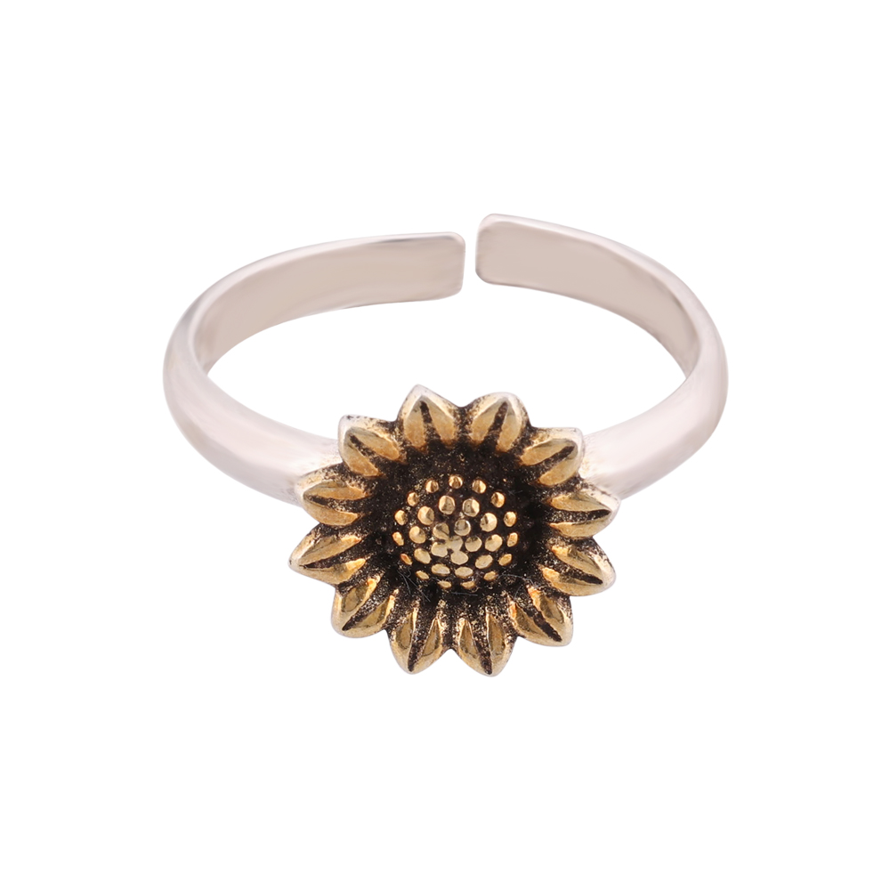 LeZilver Antique Oxidized Silver Toe Ring for Women � Traditional Charm